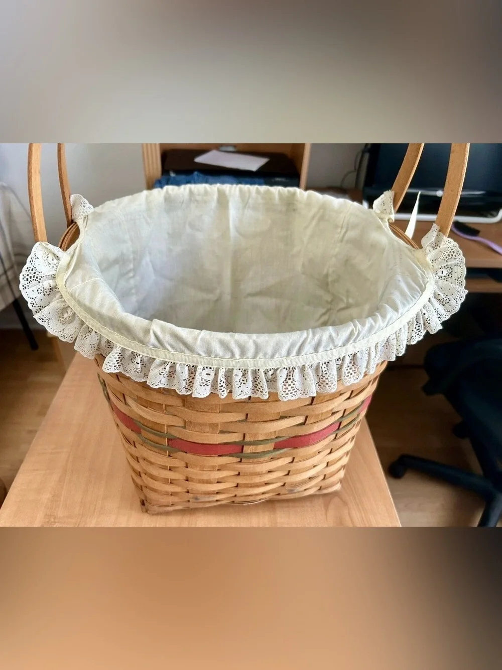 Longaberger laundry basket 1990 very large floor model with 2 swing handles